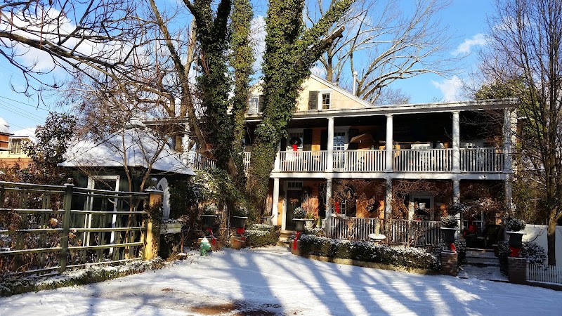 Porches on the Towpath - Event Venue in New Hope, Pennsylvania