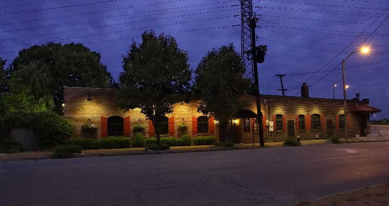 City Cottage on Chouteau - Event Venue in St. Louis, Missouri