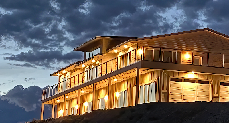 Trouvaille Guest Inn - Event Venue in Manson, Washington